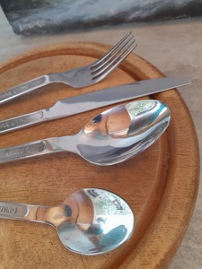 Ensemble de couverts de style mécanique avec tête finie argentée et poignée design pour la salle à manger, le mariage et la cuisine à domicile - Product Image 4