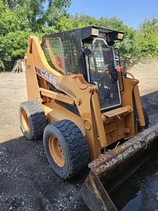 1999 Case 85XT Skid Steer Loader-Une fiabilité robuste qui fonctionne aussi dur que vous. - Product Image 3