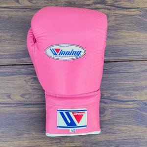 Ensemble de boxe d'entraînement Winning rose personnalisé neuf, gants de boxe d'entraînement Winning faits sur mesure, ensembles de protection complète du visage, de la tête et de l'aine - Product Image 3