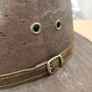 Chapeau en liège brun avec ceinture naturelle - Product Image 2