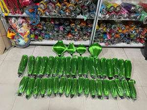 Linterna de seda vietnamita hecha a mano, crea un ambiente cálido con luz suave, ideal para dormitorios - Product Image 2