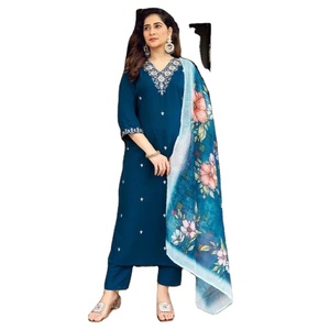Conjunto de top y pantalón de seda romana color azul verdoso, inspirado en Bollywood, con hermosos bordados y dupatta, para mujer. - Product Image 1