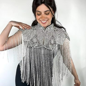 Cape burlesque élégante en cachemire, ornée de perles et de paillettes, silhouette asymétrique, col en V, fermeture à l'arrière, idéale pour les occasions festives et les clubs. - Product Image 1