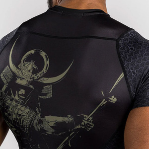 Camiseta de gimnasio de compresión personalizada OEM, Camiseta deportiva sin mangas de secado rápido en blanco para hombres, Camiseta ajustada con estampado de gimnasio personalizado de poliéster - Product Image 6