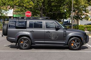 LAND ROVER DEFENDER 130 SE TREK EDITION 2023 USADO, Volante a la Izquierda/Derecha - Product Image 2