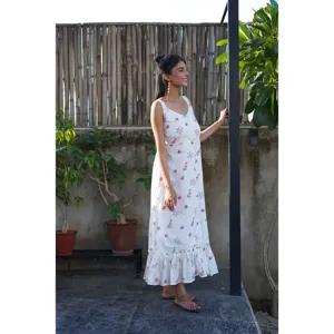 Vestido de Algodón Estampado a Mano con Corte Evase en Color Carmesí para Mujer - Product Image 6