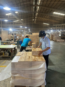 <b>Expandable</b> Kitchen Utensil Storage Tray with Adjustable Compartments Durable Modern Kitchen Style wooden drawer organizer - Product Image 4