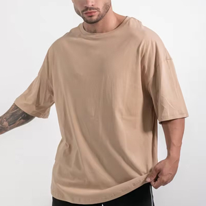 เสื้อยืดบ็อกซี่คอกลมสำหรับผู้ชายทำจากผ้าฝ้ายเนื้อนุ่มเหมาะสำหรับดีไซน์แบบกำหนดเองหรือชุดลำลองสวมใส่สบายมีสไตล์ - Product Image 3