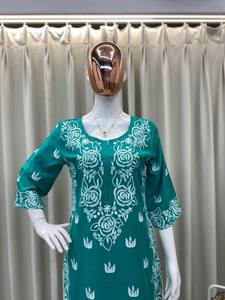 Conjunto Exclusivo de Salwar Kameez Reversible para Mujer, Informal, Cómodo, para Correr, en Tela de Rayón, para Hacer Ejercicio - Product Image 2