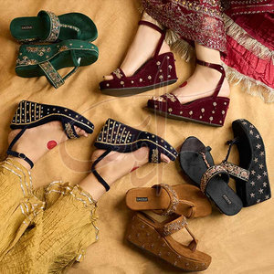 Sandalias de Tacón Personalizadas de Estilo Único, Color Sólido, Nuevo Diseño, Hechas a Mano Profesionalmente, Parte Superior de Terciopelo Antideslizante, Suela de Cuero Genuino - Product Image 6