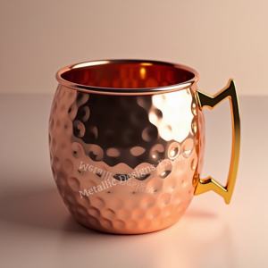 Tasse authentique en cuivre martelé de 16oz avec poignée en laiton Design artisanal de qualité supérieure pour les cocktails et boissons Moscow Mule - Product Image 5