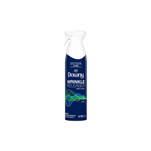 Revitalisant pour tissu Downy Wrinkle Guard avec technologie de lissage avancée Parfum frais et propre pour un usage commercial - Product Image 3