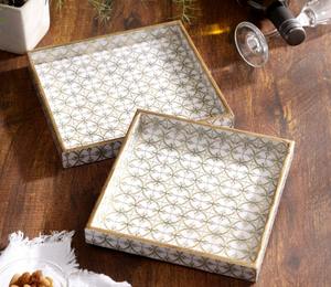 Plateau de service en bois émaillé au look moderne, décoration élégante pour la table de cuisine - Product Image 3