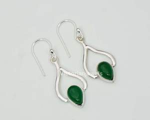 925 argent Sterling massif mai pierre de naissance vert Onyx poire forme boucles d'oreilles avec crochet Design élégant pour les femmes - Product Image 1