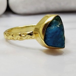 Vintage Brass <b>Ring</b> <b>Gold</b> Plated with Rough Natural Gemstone Bezel Setting Wing-shaped Inlay Copper Material Unisex Gift - Product Image 5