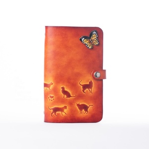 Journal vintage en cuir fait à la main avec couverture en cuir <span class=keywords><strong>Carnet</strong></span> <span class=keywords><strong>de</strong></span> compte <span class=keywords><strong>d</strong></span>'<span class=keywords><strong>artiste</strong></span> <span class=keywords><strong>de</strong></span> <span class=keywords><strong>voyage</strong></span> - Product Image 1