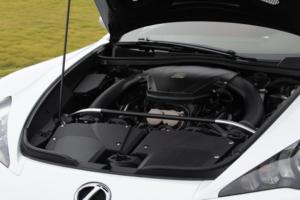 Sử Dụng 2012 Lexus LFA Sedan Tự Động LHD Ngọc Trai Trắng Bên Ngoài Màu Đỏ/Đen Da Nội Thất 4.8L V10 Turbo 8L AWD Ánh Sáng Da R18 - Product Image 6