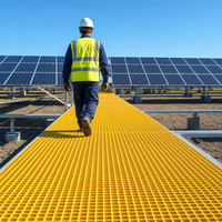 Plateforme d'accès pour ferme solaire en PRV, grille en fibre de verre 50 mm, panneau sur mesure