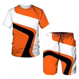 ชุดกีฬาสองชิ้นสำหรับผู้ชายชุดเสื้อยืดและกางเกงขาสั้นสีพื้นพิมพ์ลายกราฟิกสำหรับฤดูร้อนตามสั่ง - Product Image 5