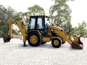 Chargeuse-pelleteuse CAT 424B2/420F/426F/428F2 |   Machinerie de construction puissante à faible nombre d'heures de fonctionnement, à vendre : CAT 424B2 en bon état - Product Image 2