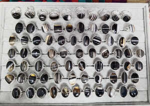 Top Tendance Suleimani Hakik Anneaux De Pierres Précieuses Naturelles De Qualité Supérieure Cristal Chakra Guérison Bijoux De Mode Sculpté En Gros - Product Image 6