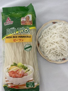 Fideos de arroz secos vietnamitas tradicionales muy razonables, sin gluten, saludables y perfectos para cocinar todos los días - Product Image 2