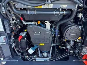 Livraison rapide disponible - Chargeuse compacte sur chenilles Kubota SVL 75-3 d'occasion à vendre - Product Image 2