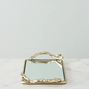 Plateau en métal moderne élégant, fait à la main, article de décoration tendance, gravure personnalisée pour les banquets, grand grossiste - Product Image 5