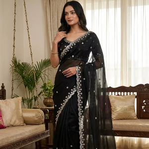 Sari indien de fabrication et de vente en gros pour les fêtes et les mariages, avec de lourds travaux de broderie et de paillettes - Product Image 1