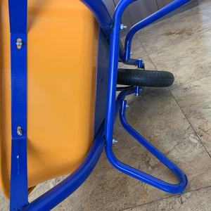 Mini <span class=keywords><strong>brouette</strong></span> de jardin légère pour enfants en métal et plastique avec roues en caoutchouc solide Cadeau parfait pour enfants pour le jeu de cour - Product Image 2