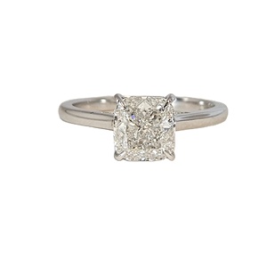 Bague de fiançailles classique pour femme personnalisée certifiée IGI VVS 925 Sterling Silver Cushion Cut Moissanite Solitaire Princess Fine - Product Image 3
