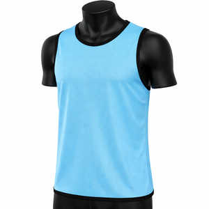 Maillot d'entraînement de football bleu clair personnalisé en maille, sans manches, respirant, séchage rapide, OEM ODM, vente en gros - Product Image 1