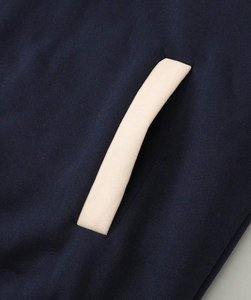 Veste universitaire unisexe classique vêtements d'extérieur chauds de bombardier de baseball pour l'équipe d'université d'école ou la mode décontractée quotidienne - Product Image 5