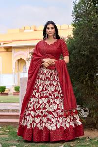 Le nouveau lancement de beaux imprimés sur tissu de soie en fait le choix parfait Lehenga Choli pour la vente en ligne - Product Image 2