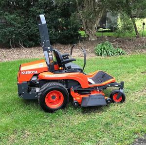 Tondeuse autoportée Kubota Z232KW-42 à rayon de braquage zéro de 60 pouces. - Product Image 6