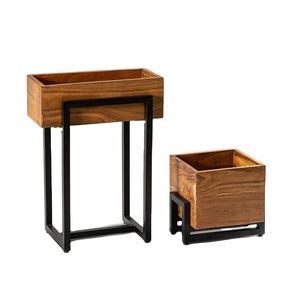 Ensemble de 2 pots de fleurs élégants avec support pour la décoration de la maison, couleur noire, design moderne, pot de fleurs en bois avec support en métal - Product Image 1