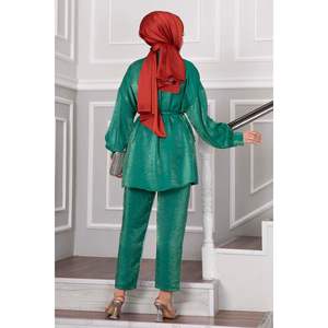 Detalle botón flor conjunto de 2 piezas verde - Product Image 1