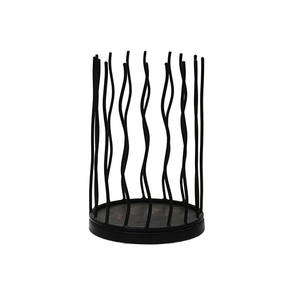 Elegante 8 pulgadas de alto clásico geométrico Metal interior hogar vela soporte diseñador recorte votivo té luz para decoración del hogar - Product Image 2