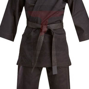 Ensemble d'uniformes de karaté pour adultes de haute qualité en coton de qualité supérieure respirant à séchage rapide personnalisable TAKESHI FIGHT GEAR en vente - Product Image 5