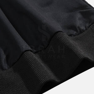 Sweat-shirt confortable pour homme pour la saison hivernale, avec un tissu doux et une coupe décontractée, idéal pour les sorties décontractées - Product Image 5