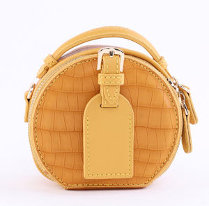 Sac à main en cuir véritable fait à la main pour femmes, nouvelle saison, Design attrayant, sac à bandoulière pour dames - Product Image 2