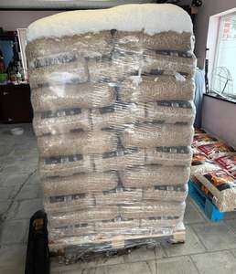 Granulés de bois de chauffage de pin et de sapin 6mm 8mm 15 Kg Europe, certifiés DIN EN Plus A1, pour poêles à granulés - Product Image 3