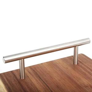 Plateau de service en bois d'acacia fait à la main, plateau plat décoratif polyvalent en cuir perlé, poignées métalliques, nouvel arrivage - Product Image 4