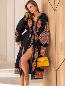 Robe Maxi d'été pour dames Personnalisable en coton Casual Washable Mini Dress Tassel Decoration for Autumn Season Raisonnable Price - Product Image 5