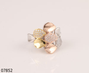 Anillo de Compromiso con Diamante Cultivado en Laboratorio, Corte Brillante Redondo, en Oro de 14K/18K, Chapado en Oro Certificado para Mujer, Joyería Moderna para Fiestas - Product Image 2