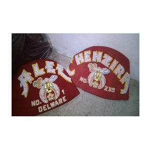 Los sombreros Shriners Fez ALEE y CHENZIRA 2 sombreros de los aspectos más reconocibles de la regalia Shriner Gold Bordado Rhinestone - Product Image 1