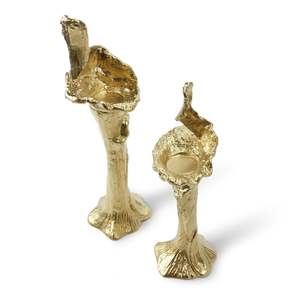 Juego de portavelas de metal Trio con diferentes alturas y diseño a juego perfecto para arreglos de repisa o centro de mesa - Product Image 5