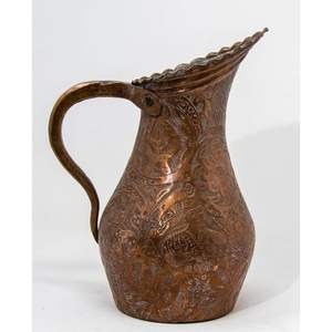 Jarra de cobre sostenible con Diseño Artesanal y beneficios ecológicos para reemplazar botellas de plástico en casa - Product Image 2