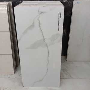 Vente chaude Finition mate jusqu'à 9 mm d'épaisseur Carreaux de sol en porcelaine au meilleur prix Fabriqué en Inde - Product Image 2