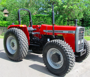 Nouveau tracteur à roues Massey Ferguson MF 290 4WD avec moteur 80 CV et boîte de vitesses, plus de 50 000 heures, livraison gratuite - Product Image 3